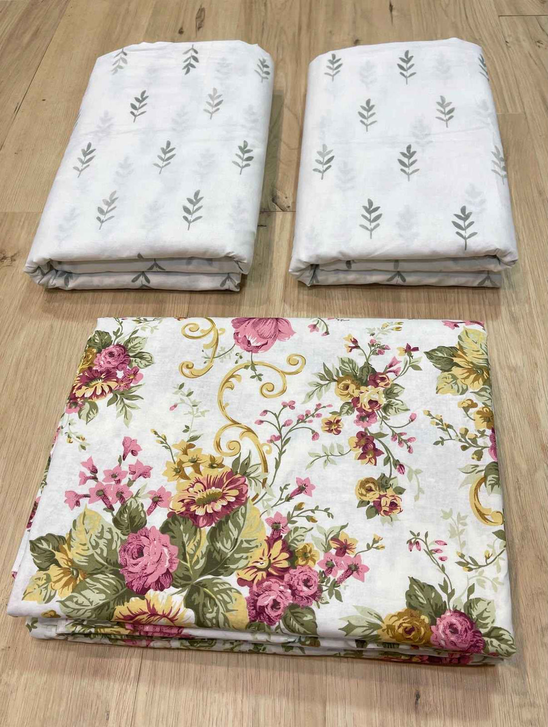 Victorian Rose Bouquet Pure Cotton Bedsheet Set